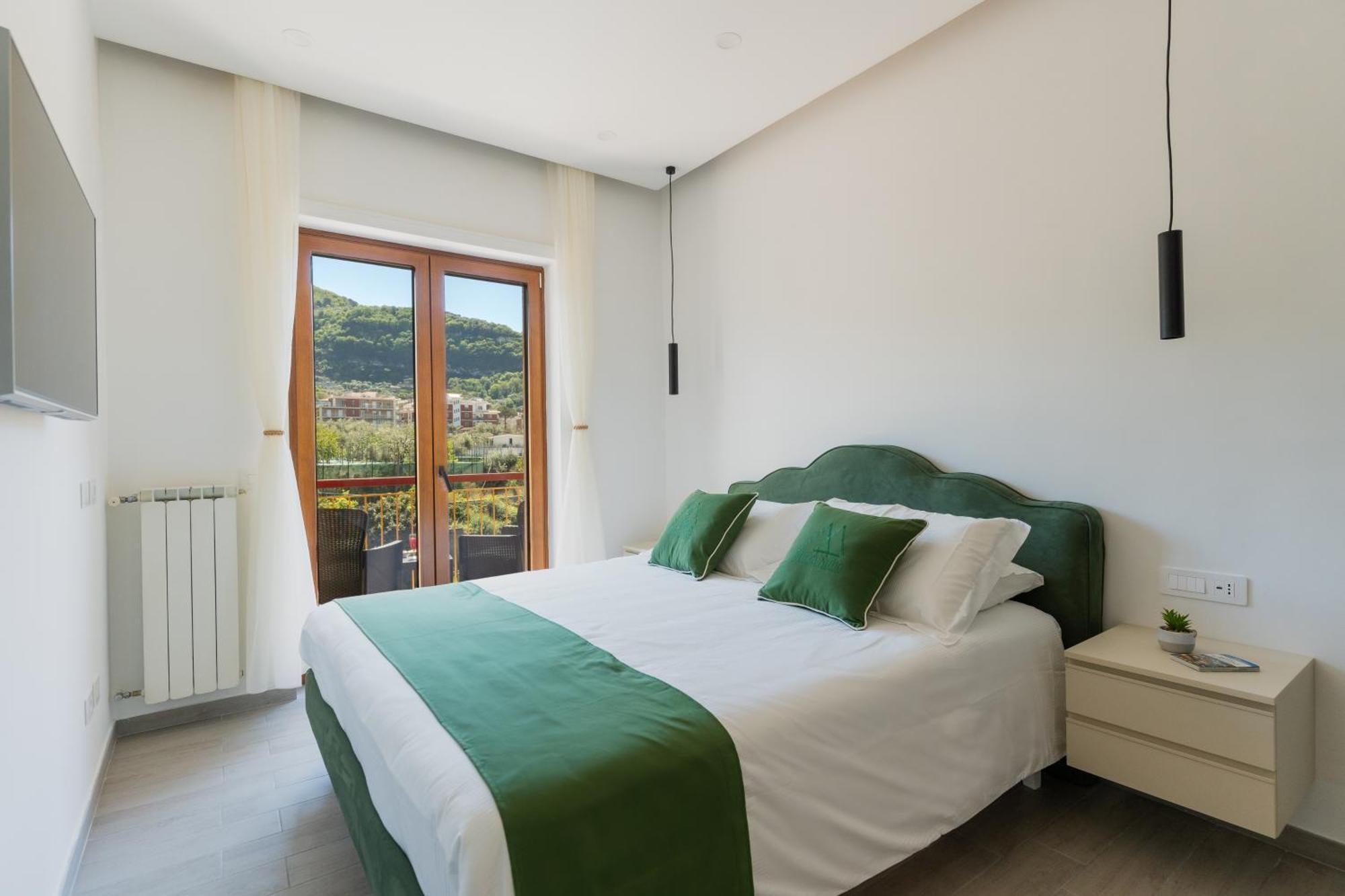 Mifra Suites Sorrento Exterior photo